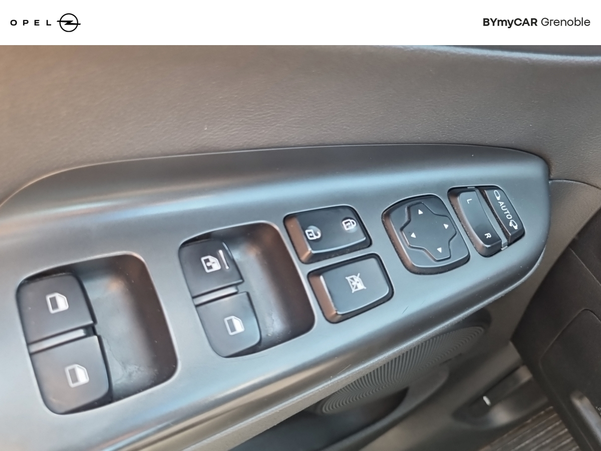 Hyundai Kona Hybrid 141 — photo 20