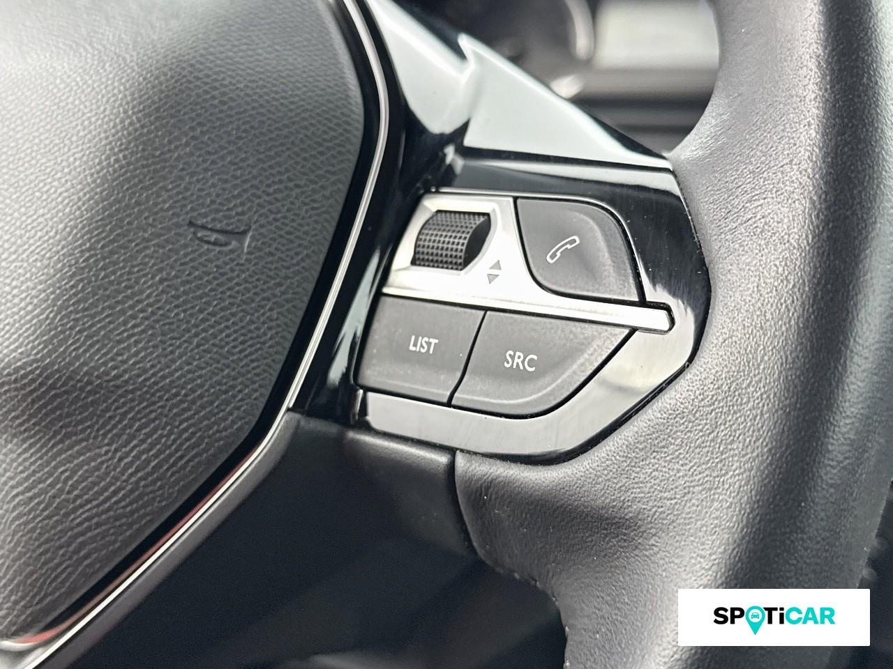 Peugeot 2008 1.2 puretech 100ch s&s active — photo 18