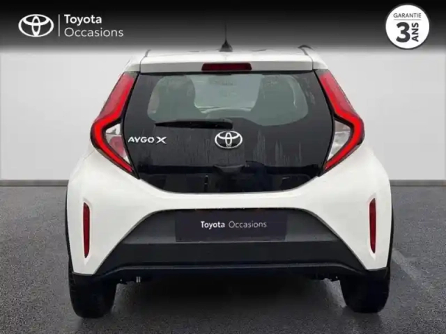 Toyota Aygo X 1.0 vvt-i 72ch dynamic my23 — photo 4