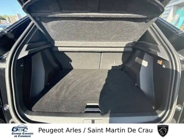 Peugeot 2008 puretech 100 s&amp;s bvm6 — photo 6