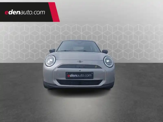 Mini Cooper electric e 184 ch — photo 7