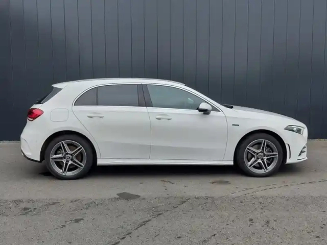 Mercedes Classe A 250 e amg line — photo 8