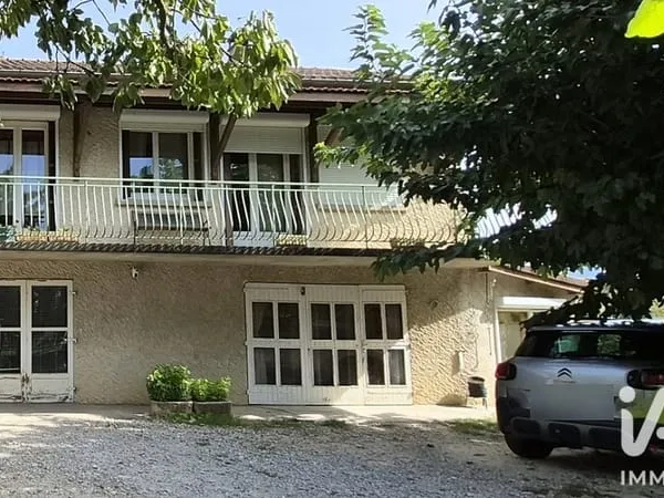 Maison 5 pièces 137 m²