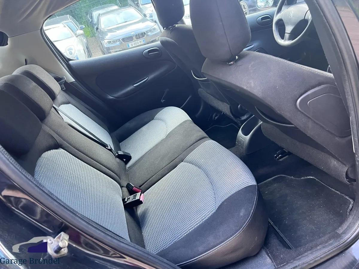 Peugeot 206 occasion - Essence - 2004 - 190 000 km - 3 400 € - Sathonay-Camp (Rhône) 992786245195 — photo 13