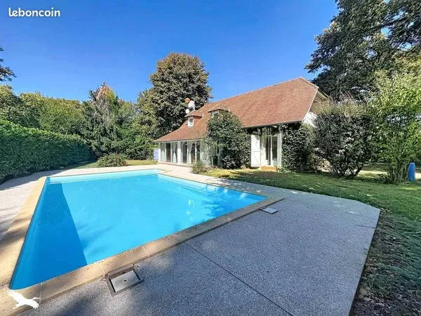Maison 5 pièces 150 m²