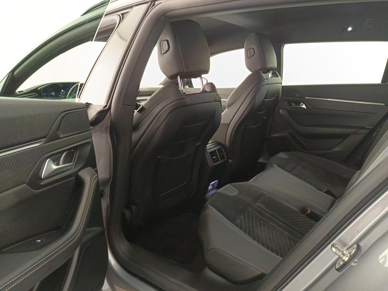 Peugeot 508 sw hybrid 225 e-eat8 gt — photo 19