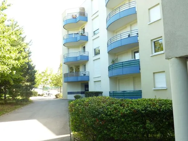 A louer studio meublé 26 m2, à deux pas du Campus La Bouloie Besançon