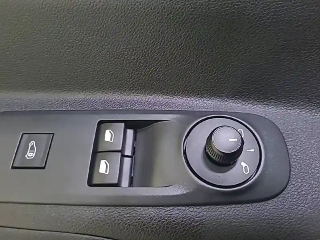 Citroën Berlingo van m diesel 100 ch manuelle — photo 30