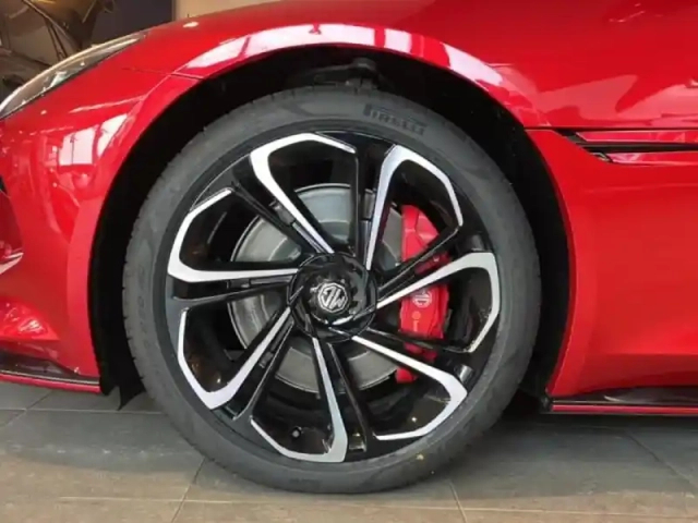 Mg Cyberster 510ch 77kwh 4wd — photo 14