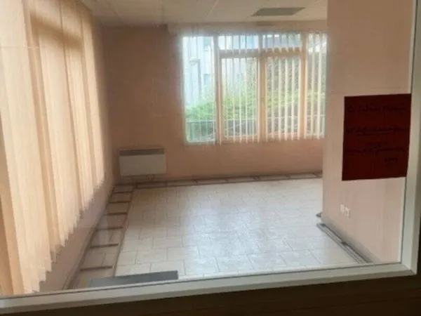 Local commercial 70 m²