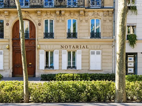 Métro Sablons - bureaux de 43m² en prestation de services à louer