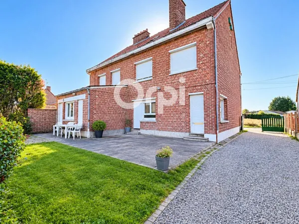 Maison 4 pièces 238 m²