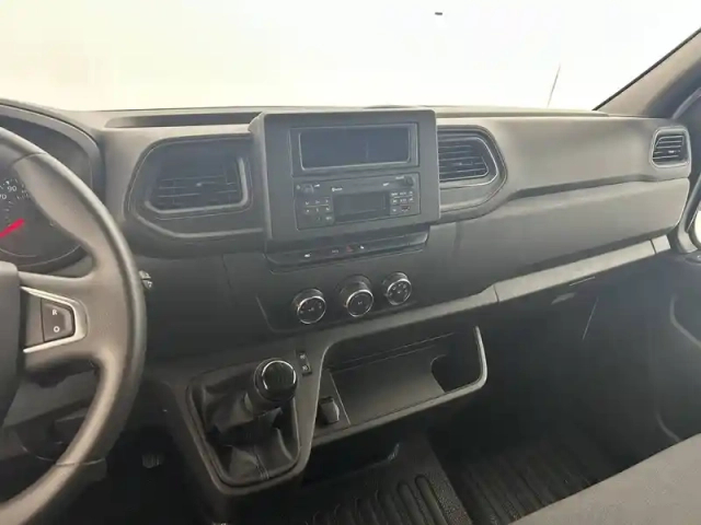 Renault Master fgn trac f3500 l2h2 blue dci 135 — photo 30