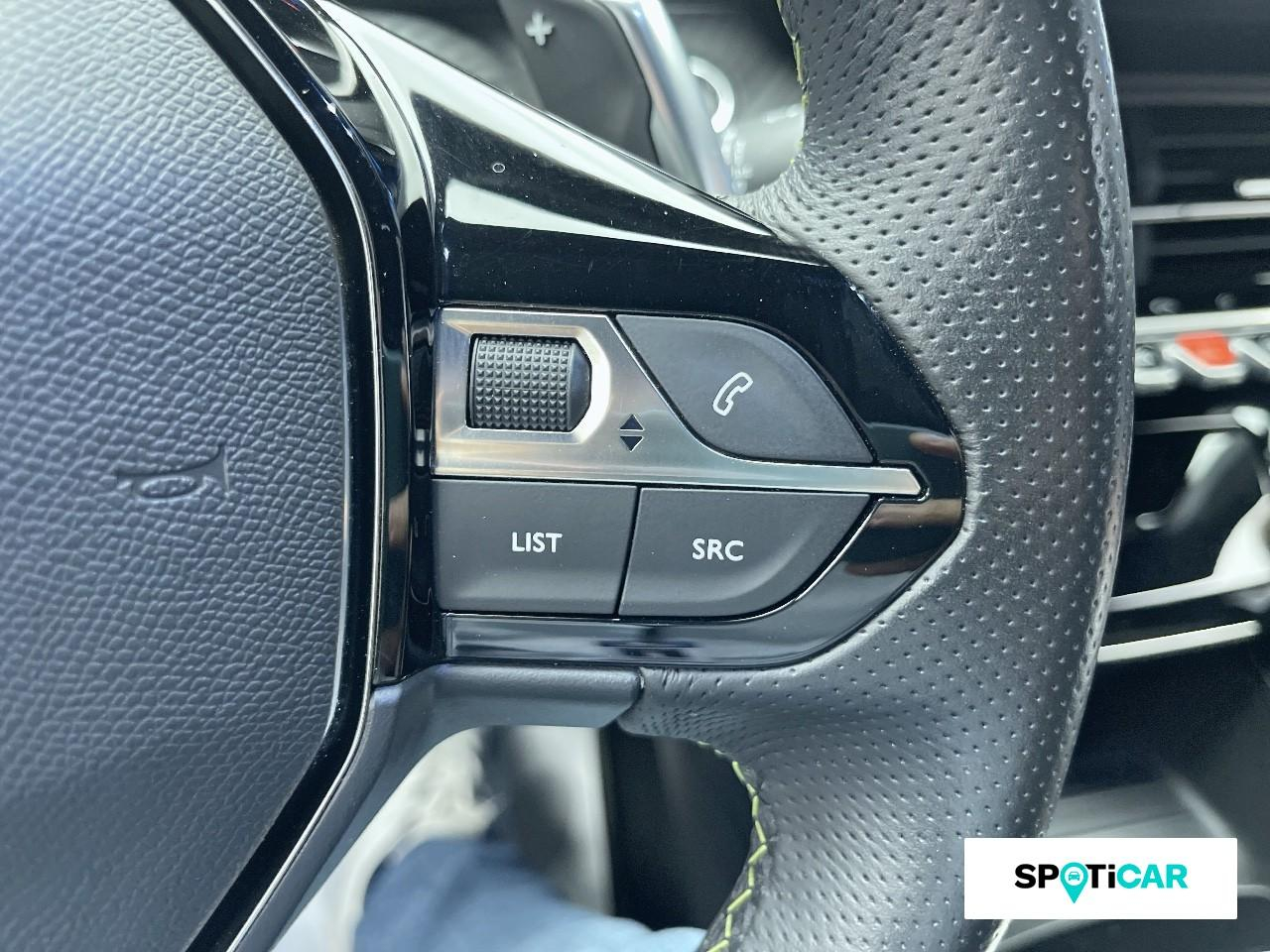 Peugeot 208 puretech 130 s&s eat8 gt — photo 18