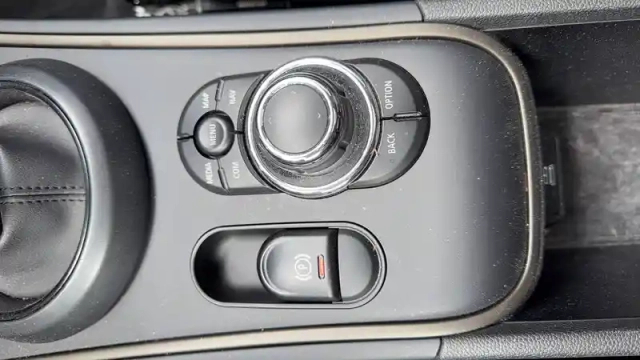 Mini Mini countryman 136 ch bva7 — photo 15