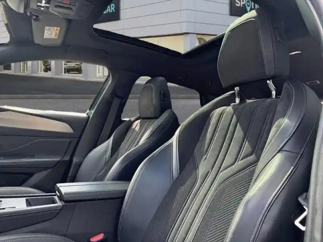 Peugeot 308 sw phev 225 e-eat8 gt — photo 25