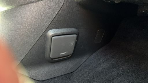 Citroen Berlingo Fourgon XL 1.5 BlueHDi 130 EAT8 - Van – 2025 – 27389 km – Diesel – Boîte Automatique — photo 11