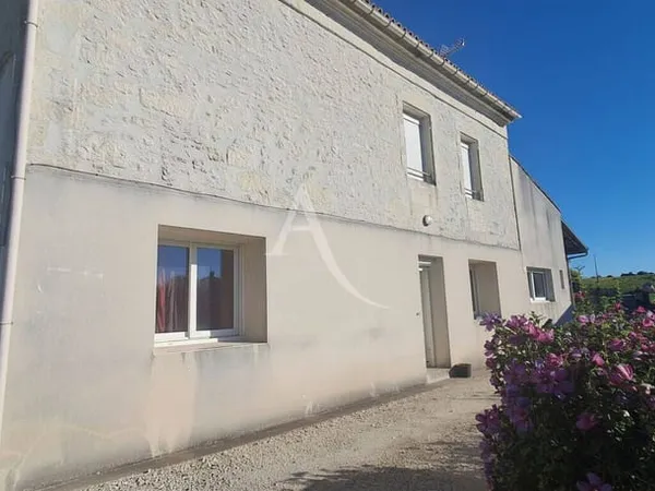 Maison 7 pièces 136 m²