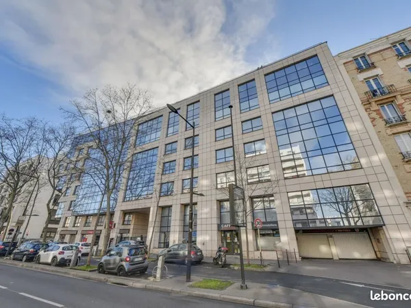Bureaux 292 m²