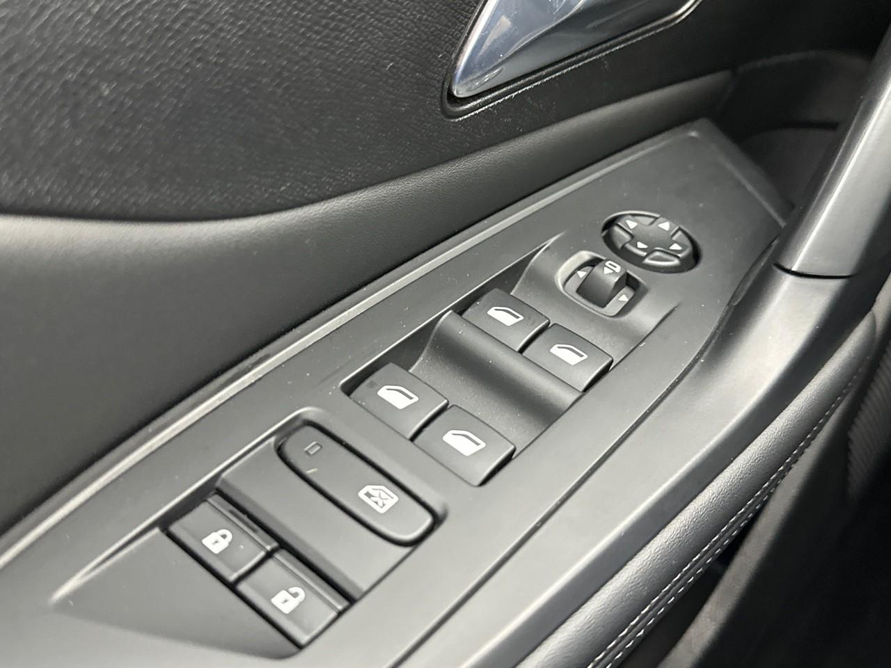 Peugeot 308 sw puretech 130ch s&s bvm6 allure pack — photo 16