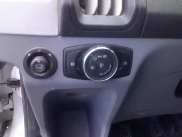 Ford Transit 2t fg t310 l2h2 2.0 ecoblue 130ch trend business — photo 8