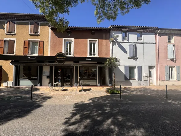 BOURG-LES-VALENCE - CENTRE - MURS COMMERCIAUX DE RESTAURANT