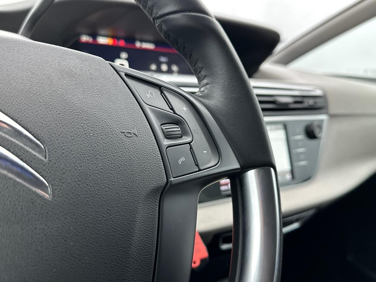 Citroën C4 spacetourer puretech 130 s&s eat8 origins — photo 18