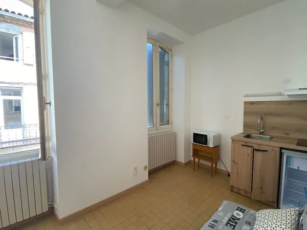 Studio 1 pièce 18 m²