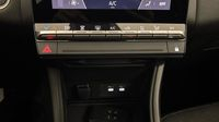 Renault Captur 1.6 E-Tech full hybrid 145ch Evolution — photo 26