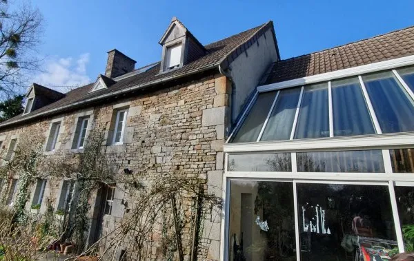 Maison 10 pièces 252 m²