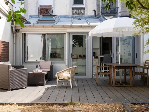 Vends appartement avec jardin et souplex