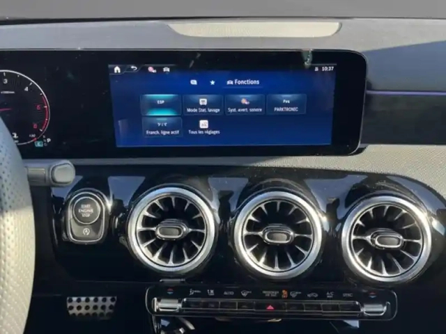 Mercedes Classe A 200 d amg line — photo 23