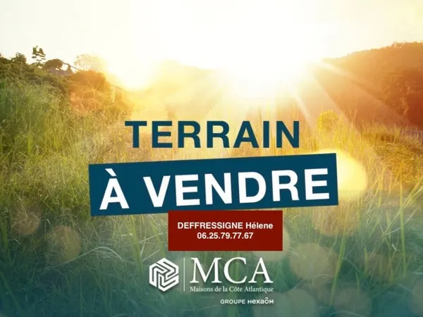 Terrain 700 m²