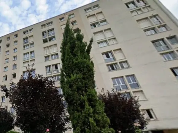 94200 IVRY SUR SEINE APPARTEMENT 3 PIECES 56.07 M² AVEC UN BOX