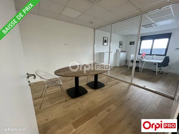 Bureau 92 m²