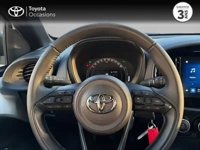 Toyota Aygo X 1.0 vvt-i 72ch dynamic my24 — photo 13