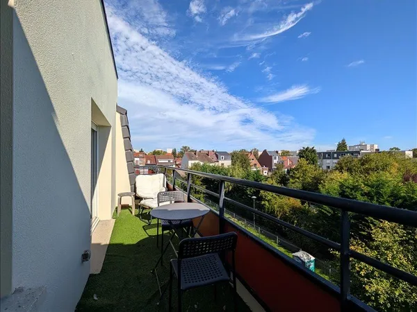 Appartement - 3ème étage - 50 m2 - 2 pièces - Meublé