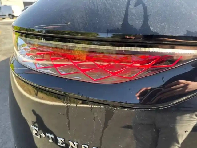 Ds Ds 7 ds7 crossback hybride e-tense 300 eat8 4x4 — photo 17