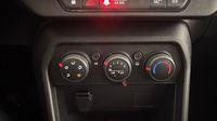 Dacia Sandero 1.0 TCe 90ch Stepway Expression — photo 26