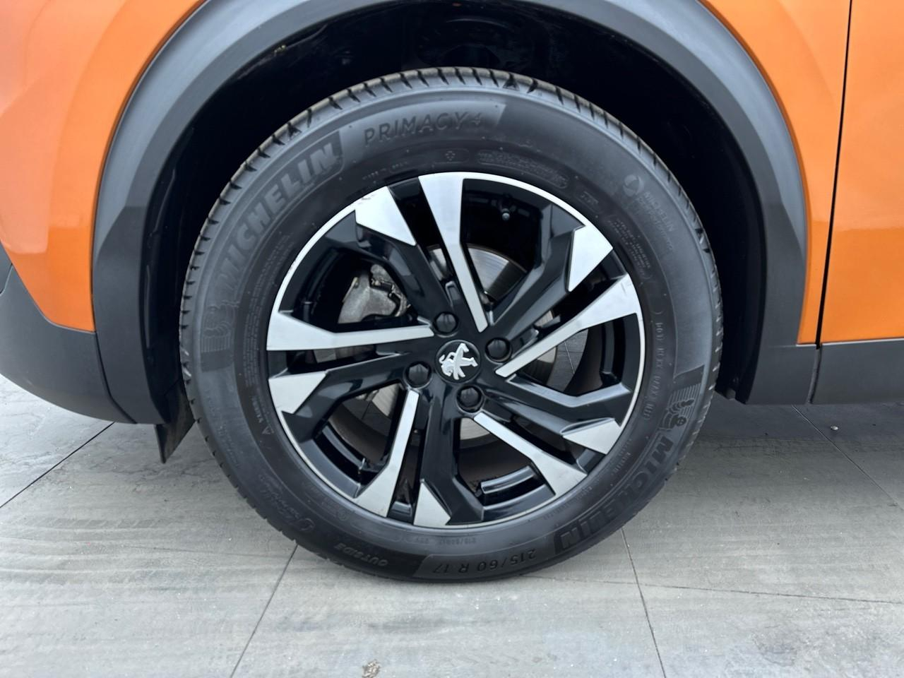 Peugeot 2008 puretech 100 s&s bvm6 allure — photo 14