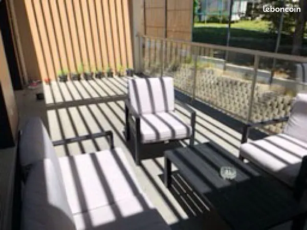Location appartement F3-T3 avec terrasse 20 m2 à Mt St Aignant la Vatine