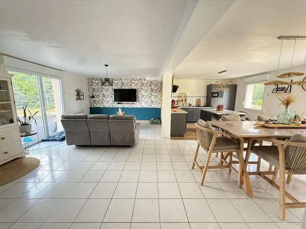 Maison 7 pièces 147 m²