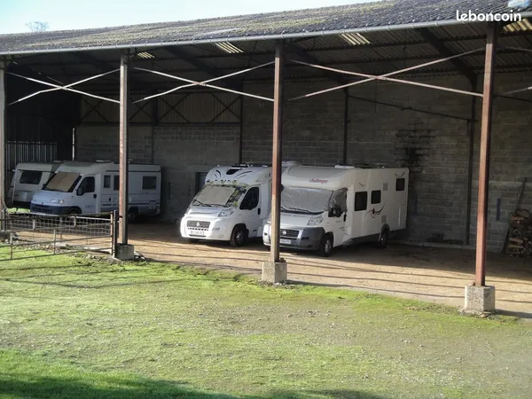 Loue emplacement hivernage pour caravane et camping car