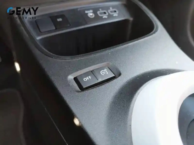 Renault Twingo iii e-tech — photo 21