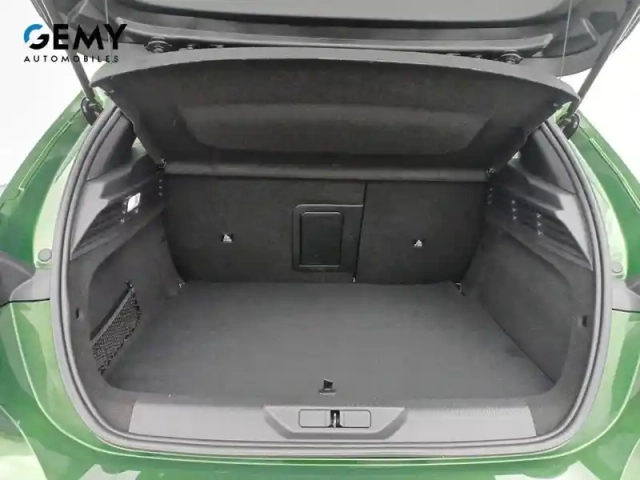 Peugeot 308 phev 180 e-eat8 — photo 7