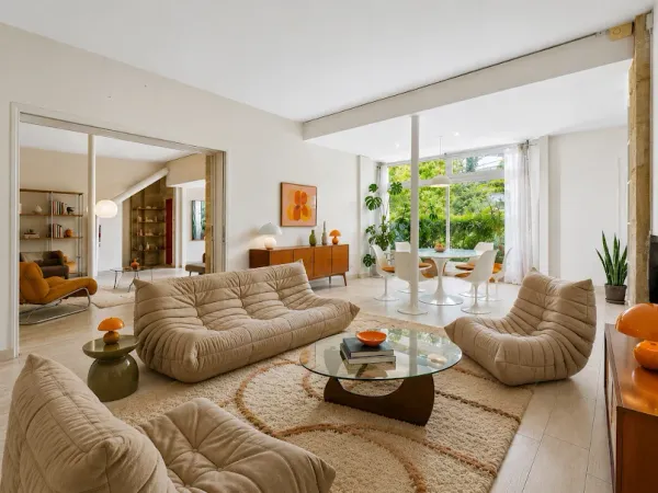 Maison 5 pièces 219 m²