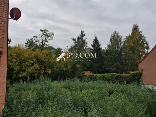 Terrain 731 m²