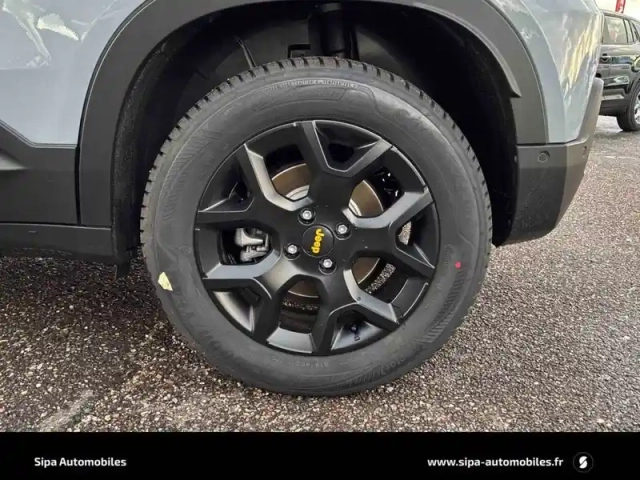 Jeep Avenger 1.2 turbo t3 145 ch bvr6 4xe — photo 83