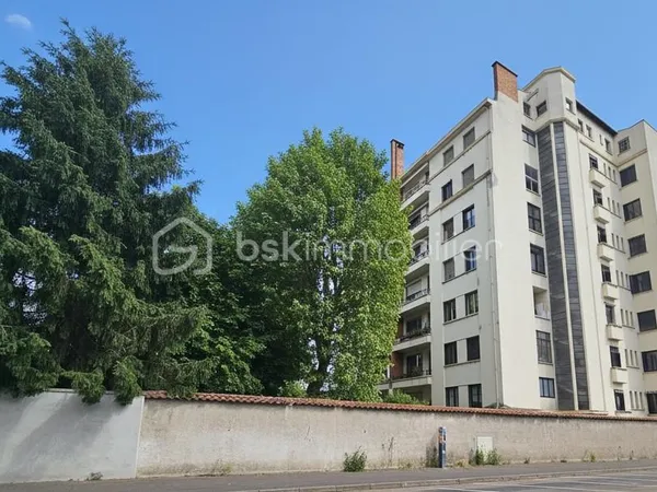 Appartement 6 pièces 145 m²