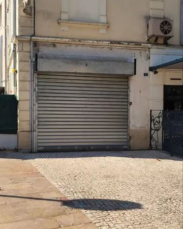 A louer- local comercial a châteaurenard